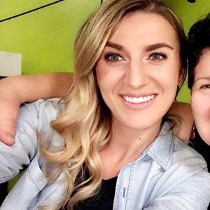 Meet your Posher, Aida